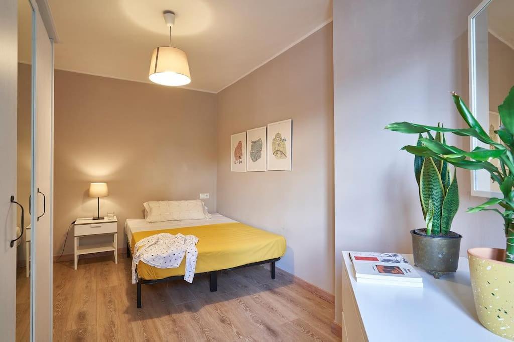 Bebarceloner Sant Andreu Apartments - 3 Bedrooms Eksteriør billede